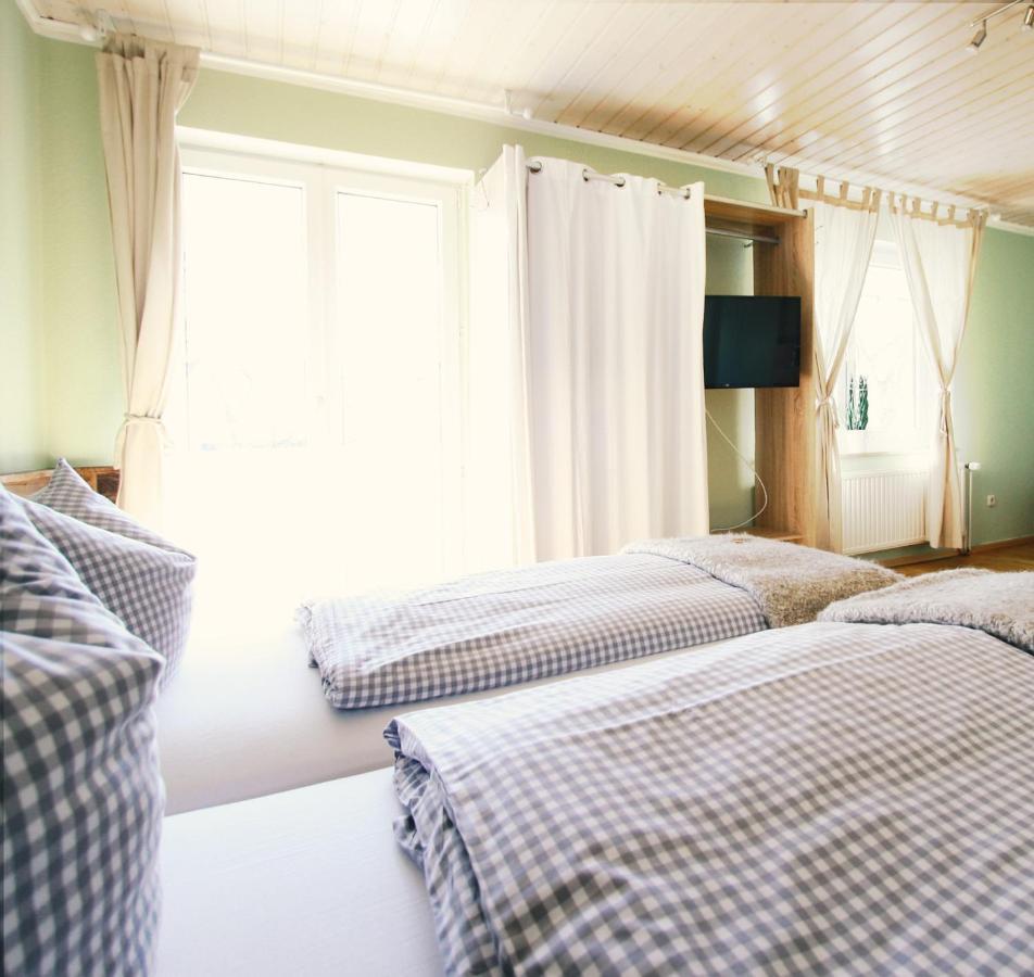 Haus Am Bach - Gemuetliche Pension Allershausen Εξωτερικό φωτογραφία