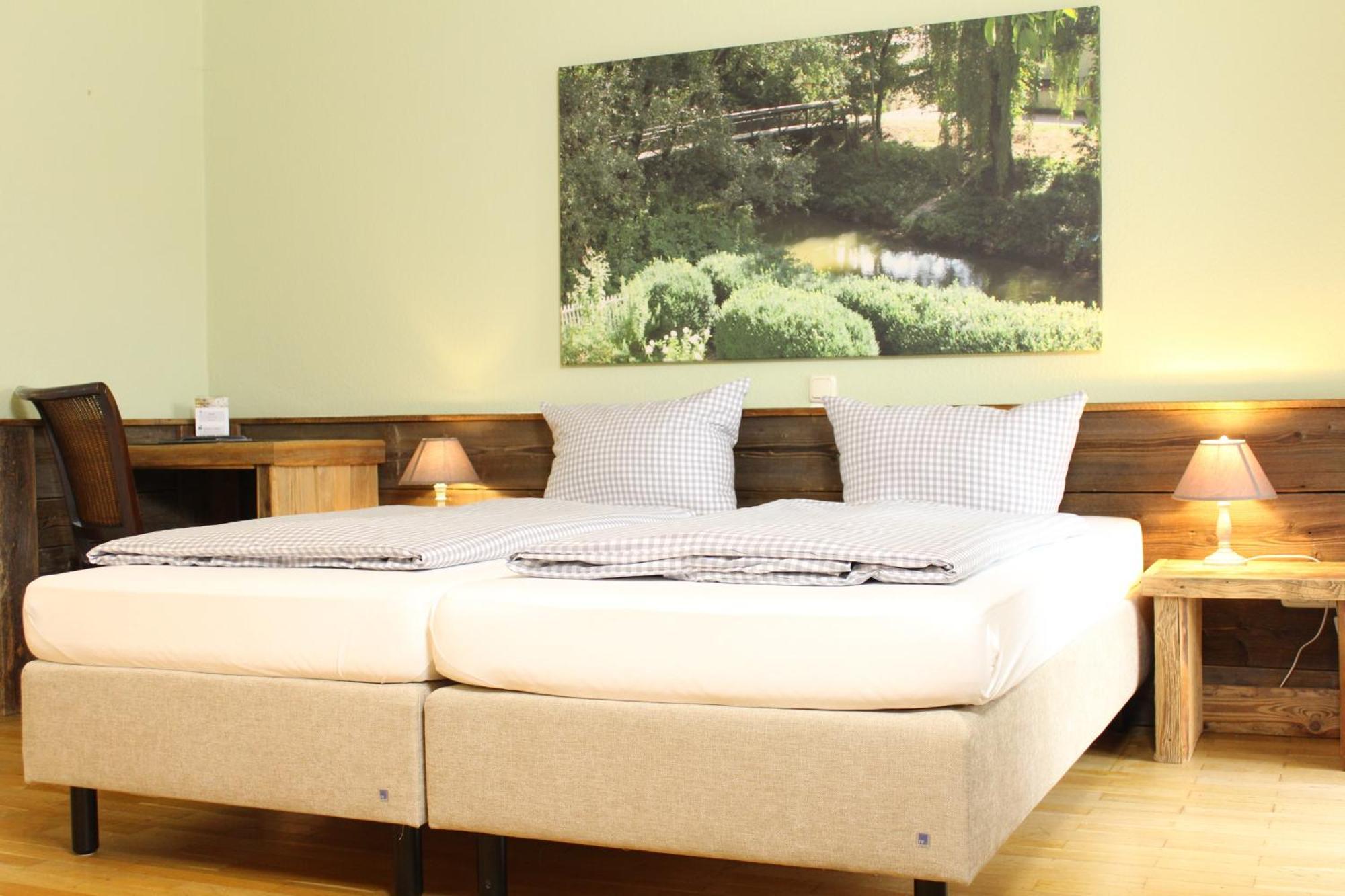 Haus Am Bach - Gemuetliche Pension Allershausen Εξωτερικό φωτογραφία